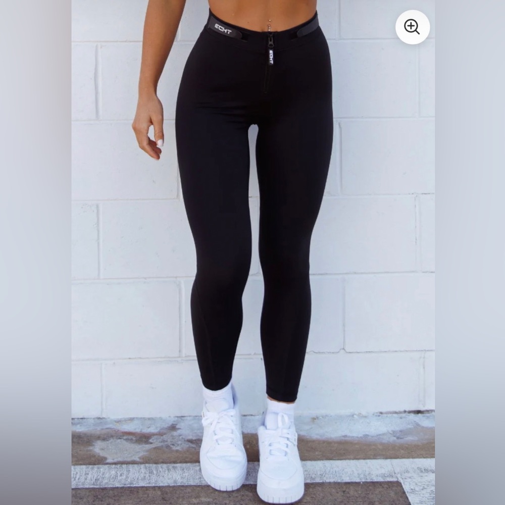 ECHT Form Scrunch Leggings